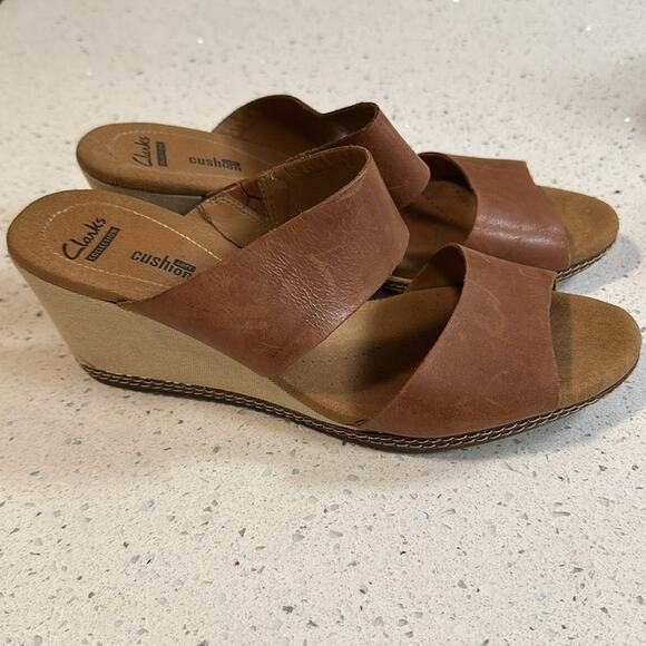 Clarks Collection Soft Cushion Leather Wedge Sandals Slides Brown Size 11 - Picture 1 of 10